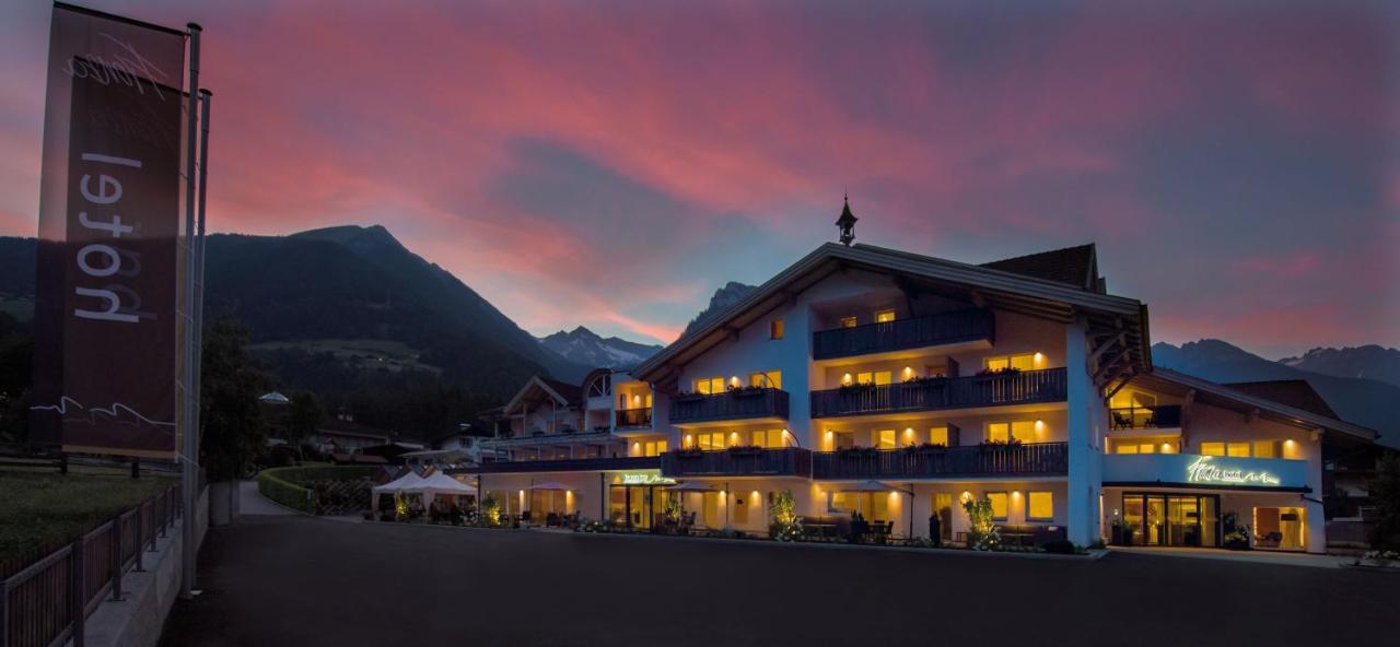 Hotel Fronza - Your Hike & Mountain Home Lutago Exterior foto